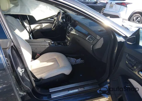 2012 Mercedes-Benz Cls 550 z USA, uszkodzony, nr VIN WDDLJ7DB5CA008310